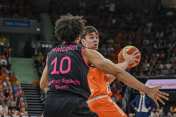 在丢球后 在丢球后