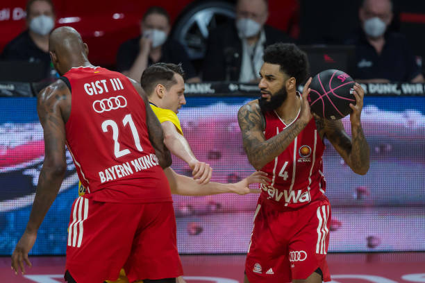 他已经成为 他已经成为