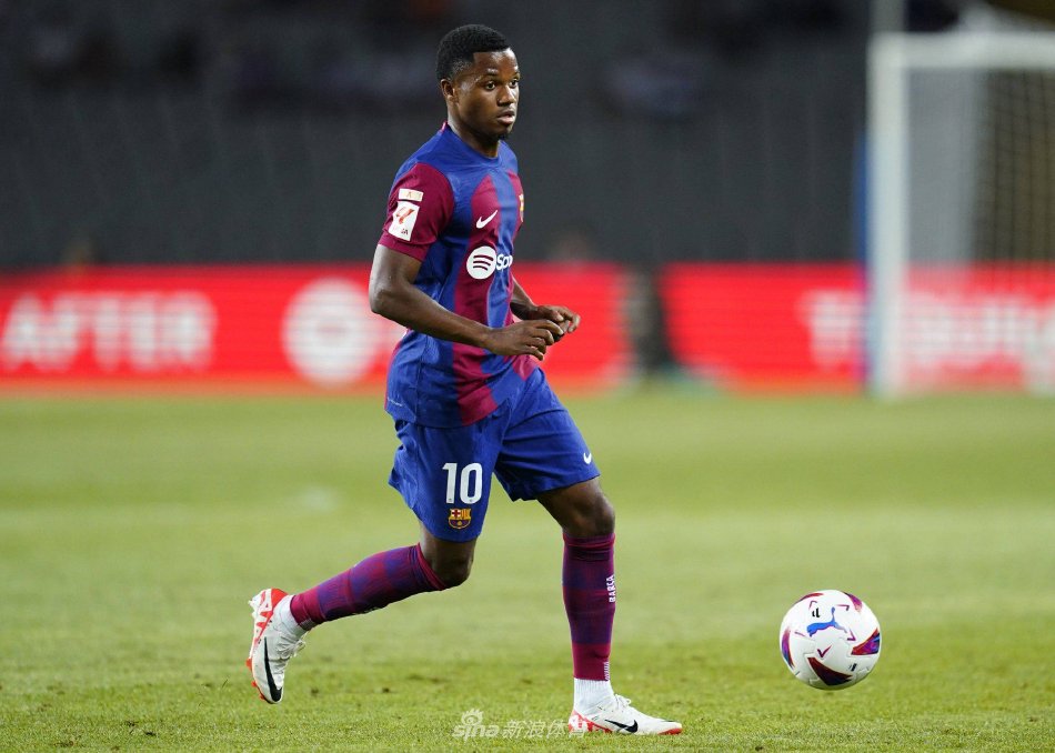 争激烈的转 争激烈的转