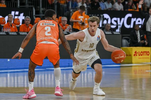 随时待命 随时待命