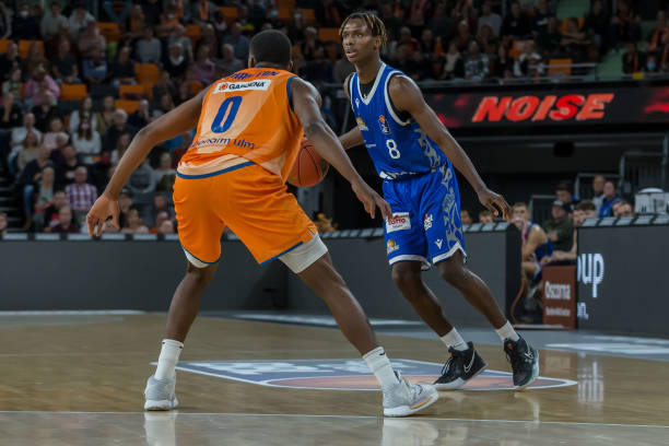 从战术角度 从战术角度